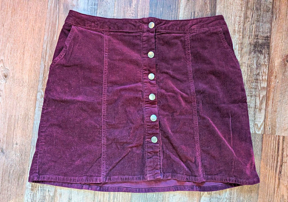 maurices Corduroy Button Skirt Womens 16 Deep Burgundy Plum Wine Cabincore Boho